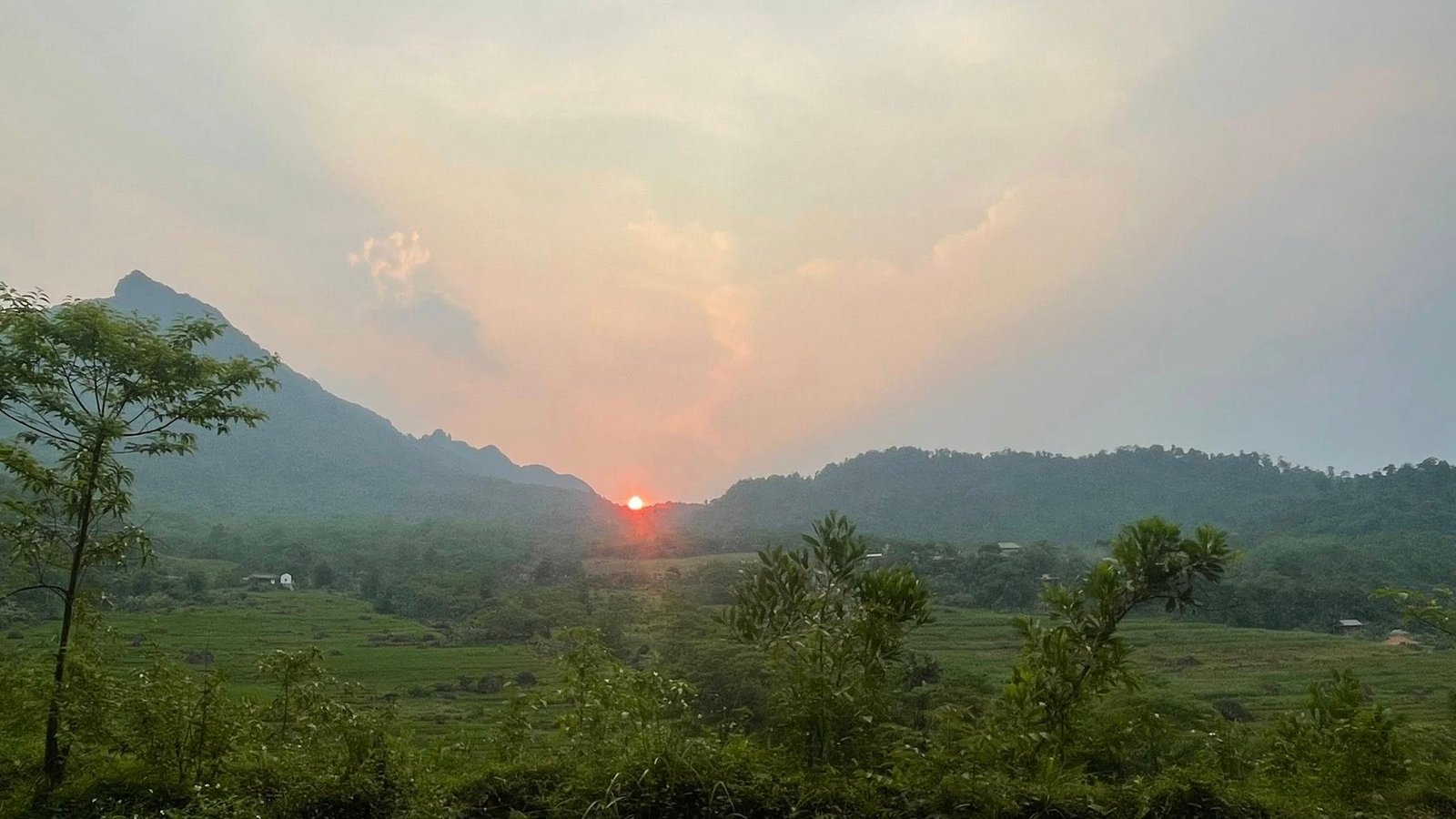 1778656614_northwest-vietnam-cycling-trip-11-days (3).jpg